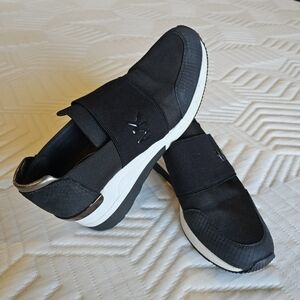 Michael Kors Women's Black and White Slip-On Sneakers